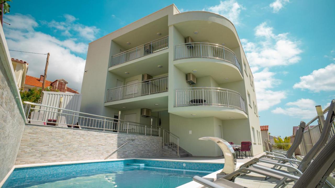 Trogir-Luxury Villa Sapphirus Seget Vranjica Luaran gambar