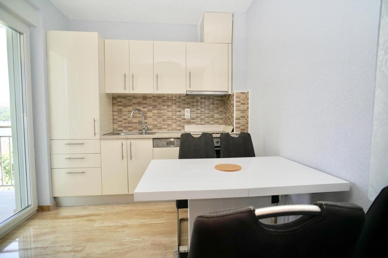 Trogir-Luxury Villa Sapphirus Seget Vranjica Luaran gambar