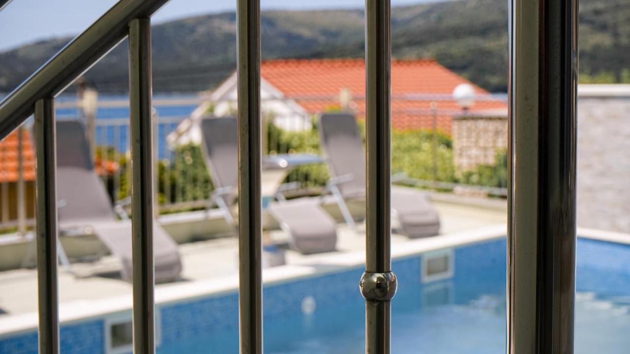 Trogir-Luxury Villa Sapphirus Seget Vranjica Luaran gambar