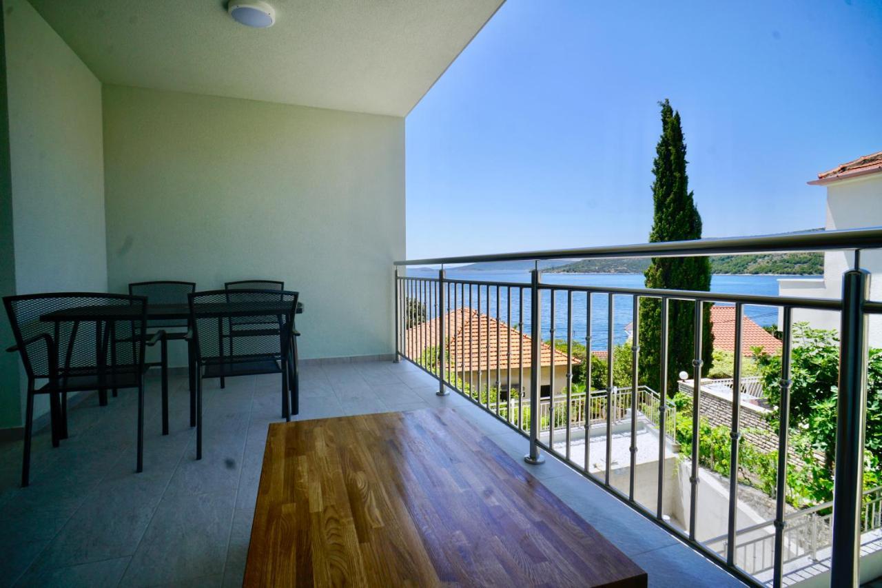 Trogir-Luxury Villa Sapphirus Seget Vranjica Luaran gambar