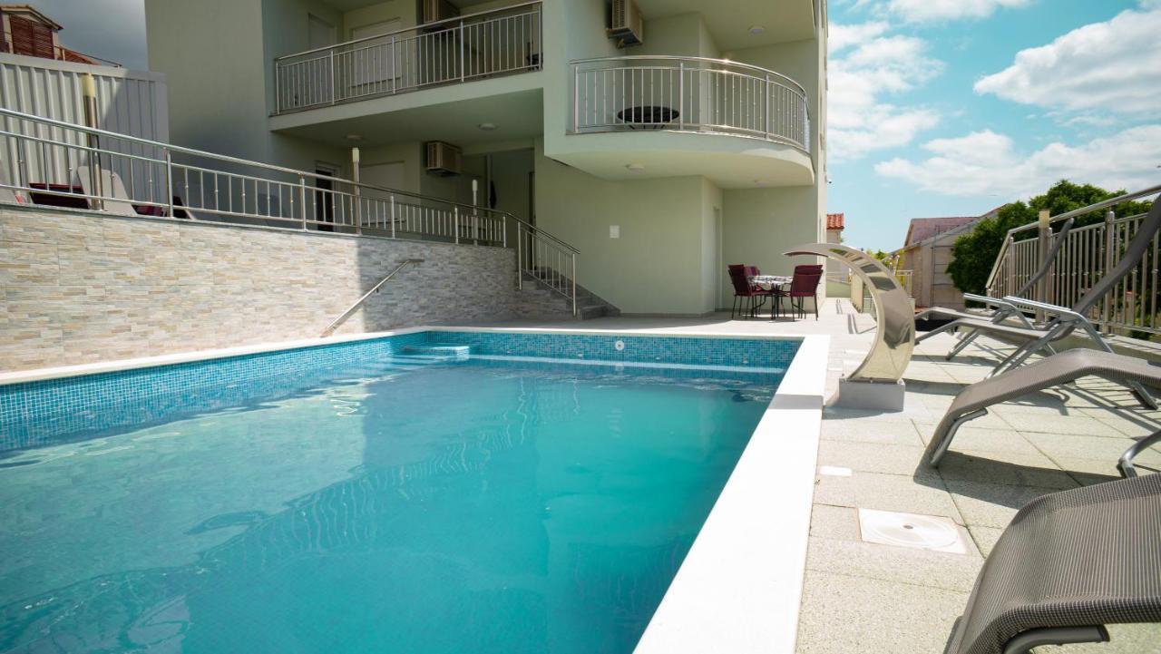 Trogir-Luxury Villa Sapphirus Seget Vranjica Luaran gambar